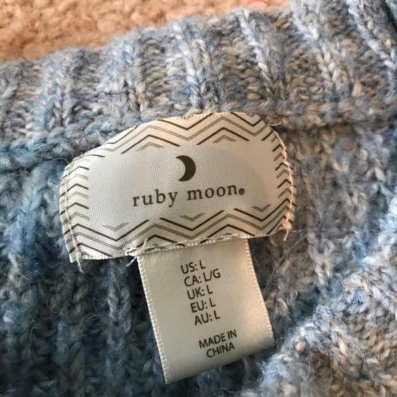 RUBY MOON Lrg Blue Cropped Distressed Sweater - Picture 2 of 8